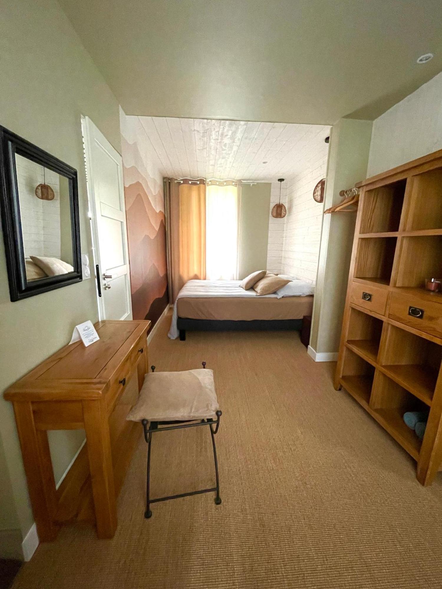 Les Cottages D'Orient Gite Boutique Мениль-Сен-Пер Экстерьер фото